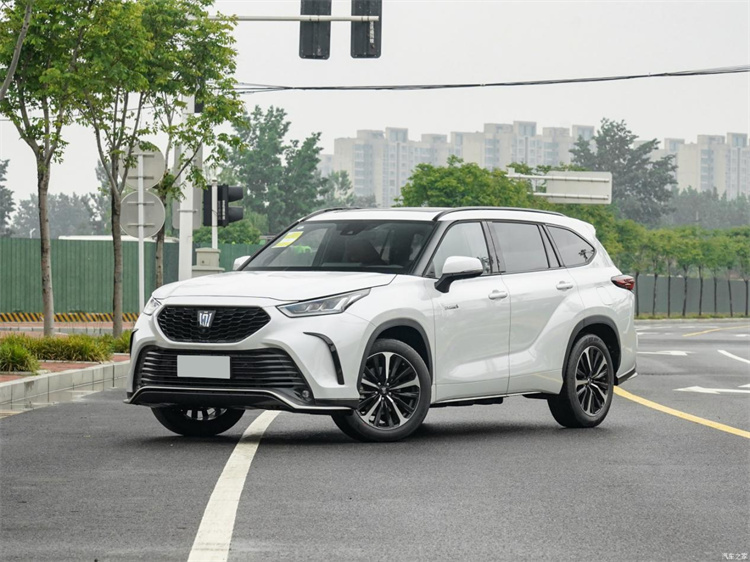 トヨタクラウンクルーガーRev SUV